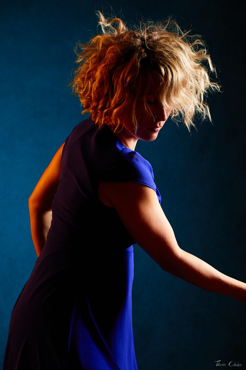 Photographie de danse avec Justine. Séance du 27 Juillet 2026 au studio de Villefort, Lozère.