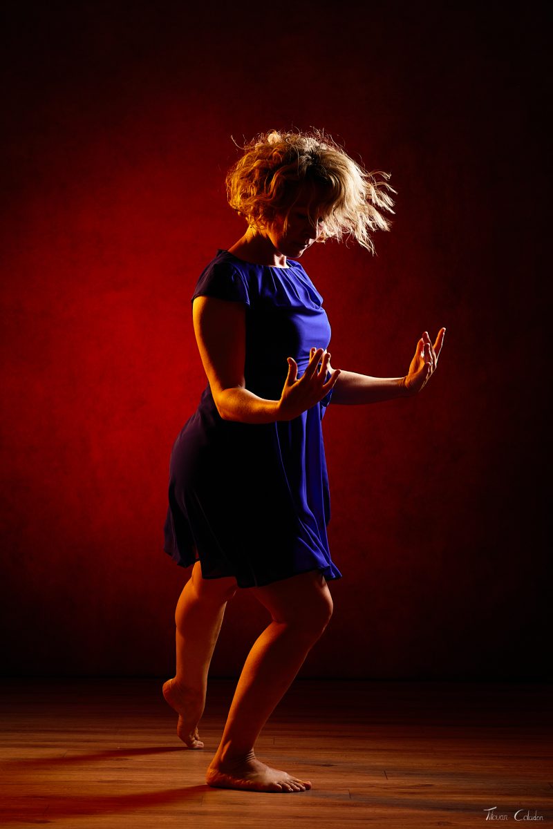 Photographie de danse avec Justine. Séance du 27 Juillet 2026 au studio de Villefort, Lozère.