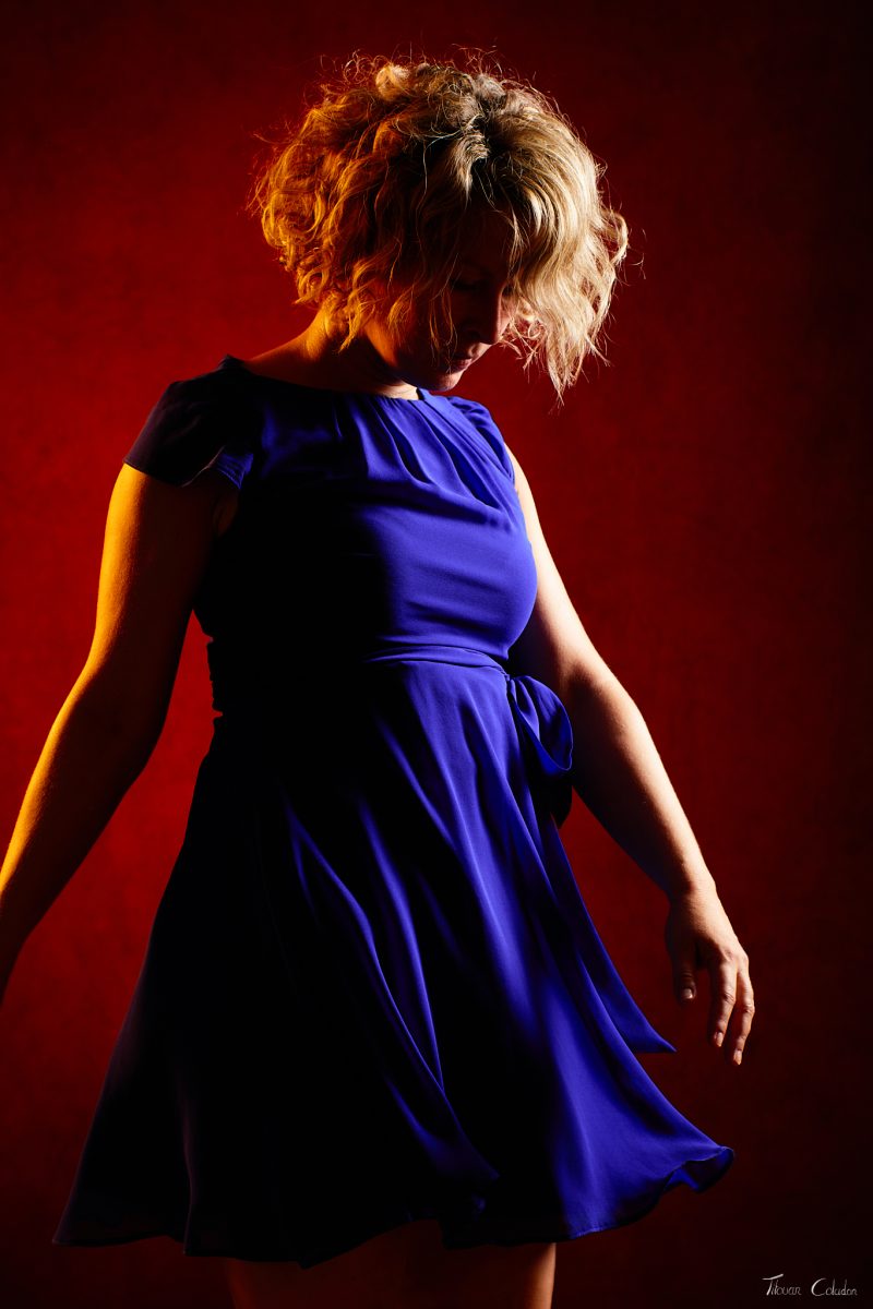 Photographie de danse avec Justine. Séance du 27 Juillet 2026 au studio de Villefort, Lozère.
