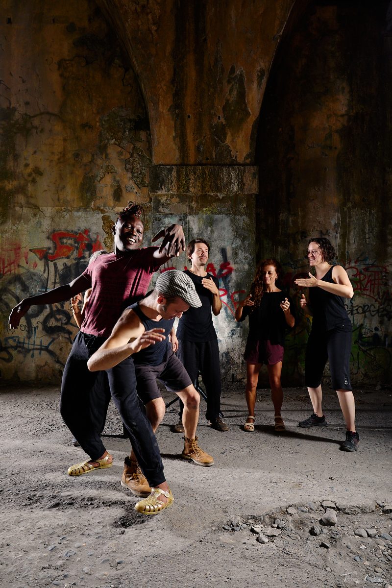 Photographie de danse pour l’association le Rythme du Geste. Séance du 16 Août 2026 à Aubenas, Ardèche