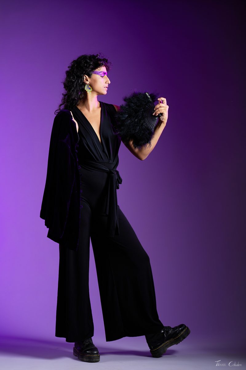 Photographie de mode et bijoux avec Tilia (modèle et créatrice de bijoux) et Bulle de paillettes (make up artiste). Séance du 16 Septembre 2026 au studio de Villefort, Lozère.