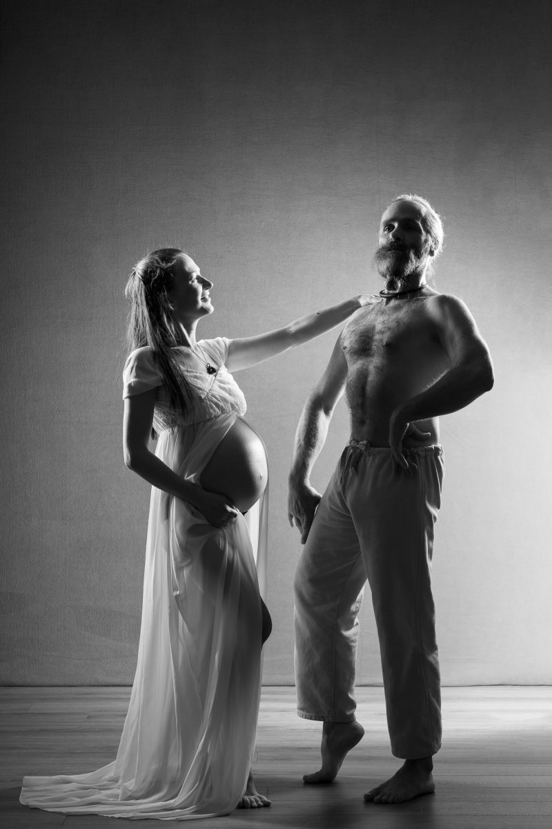 Photo de grossesse. Séance du 05 Novembre 2025 à Villefort, Lozère.