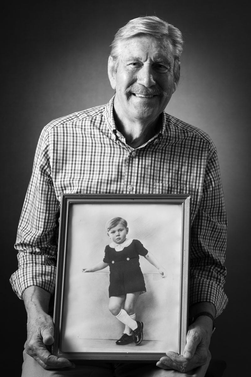 Photographie de la famille de Clémence en noir et blanc, séance du jeudi 8 Mai 2025 à Lavilledieu, Ardèche