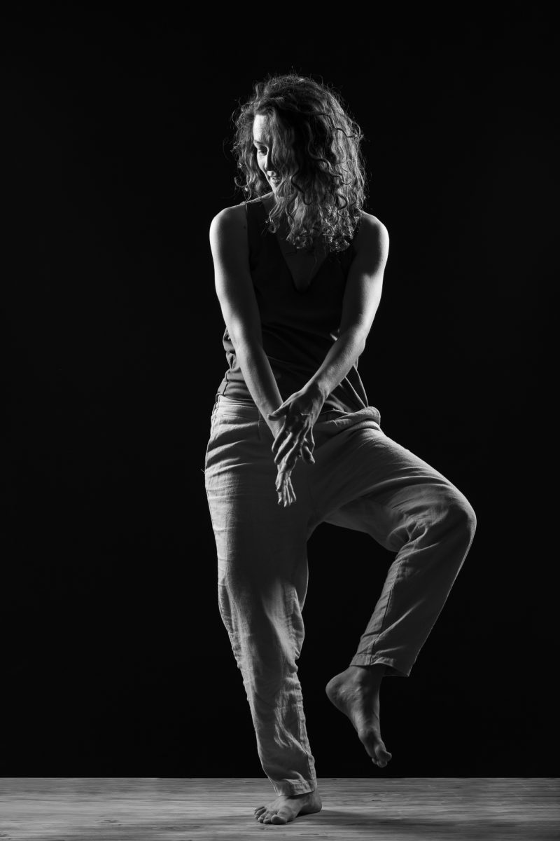 Photo de Sophie Boissonnet, danseuse. Séance du 20 Mai 2025 à la Boissière, Gard.