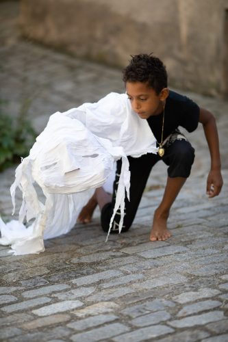 Spectacle MmmooO organisé par Djinn Compagnie, le 6 Septembre 2025 à Dieulefit, Drôme.