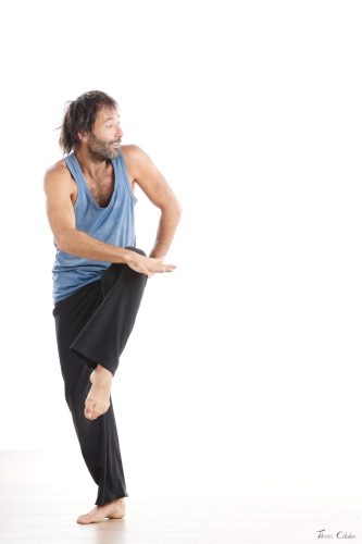 Photo de danse, modèle: Jean Charles. Séance du 24 Juillet 2026 au studio de Villefort, Lozère.