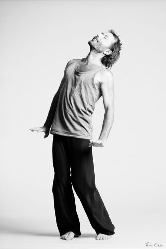 Photo de danse, modèle: Jean Charles. Séance du 24 Juillet 2026 au studio de Villefort, Lozère.