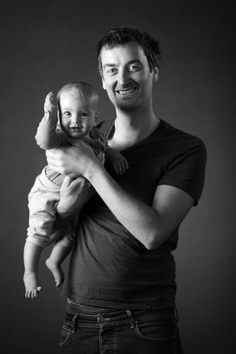 Photo de famille, Rémy et Nae. Séance du 19 Mai 2025 à la Boissière, Gard.