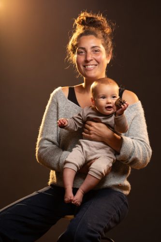 Photo de famille, Marianne et Nae. Séance du 19 Mai 2025 à la Boissière, Gard.