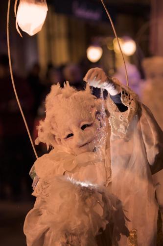 Déambulation Noël, le Père // Cie DERAÏDENZ à Avignon, 2024