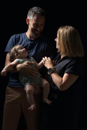 Photo de Marie, Jérémie et Élouan. Séance du 20 Août 2024 à la Banne, Ardèche.