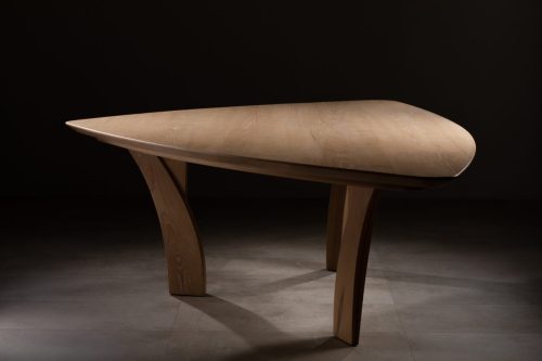 Ébéniste Thierry Dubois, art des choix du bois, photographie de studio.