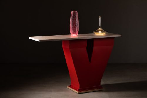 Ébéniste Thierry Dubois, art des choix du bois, photographie de studio.